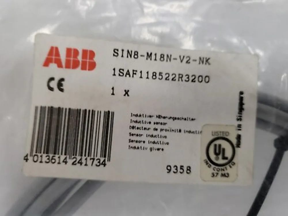 ABB 1SAF118522R3200 — SIN8-M18N-V2 Proximity Sensor - Sensors & Encoders product front view image