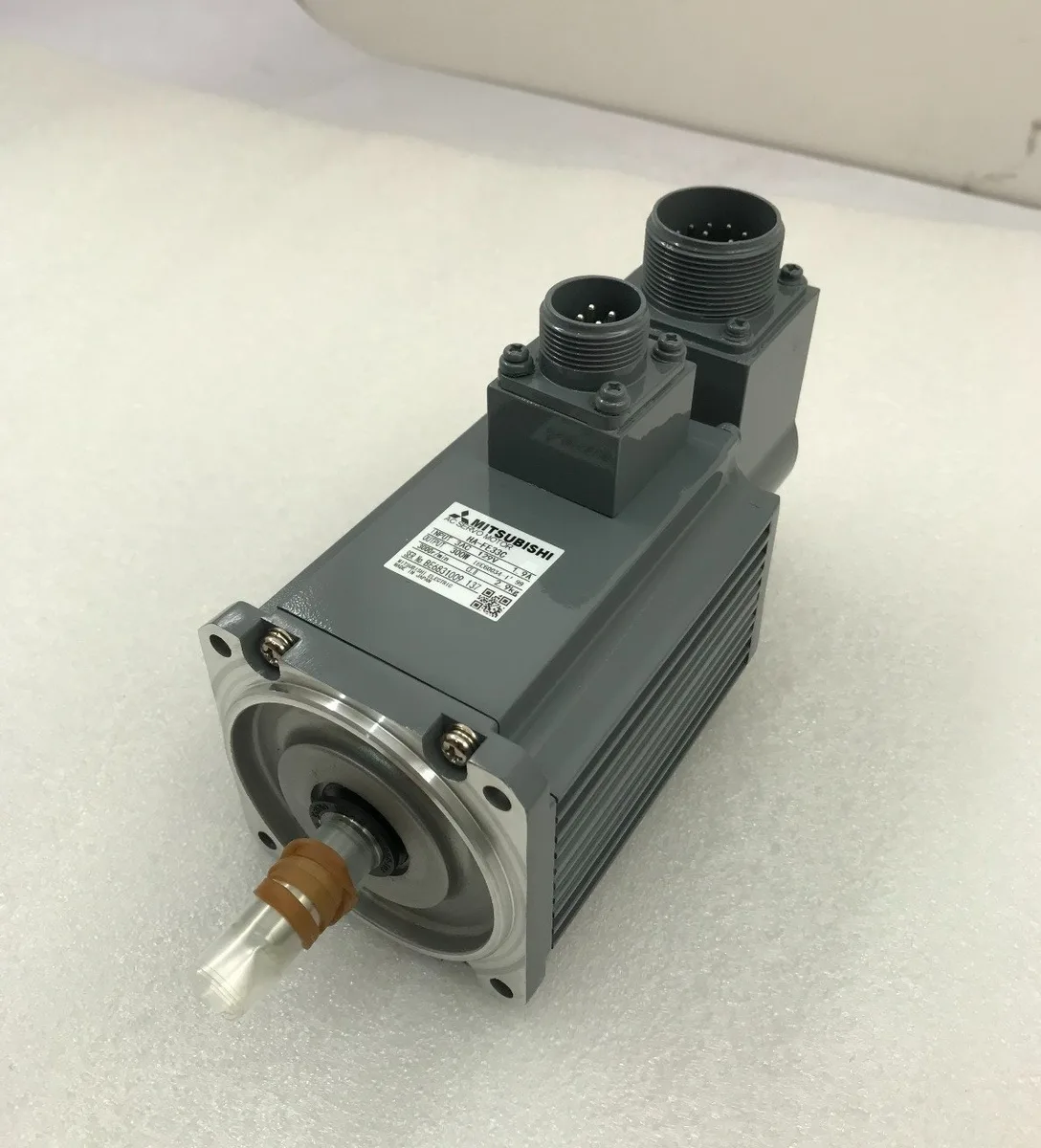Mitsubishi HA-FE33C-SF — AC Servo Motor - Motors product front view image