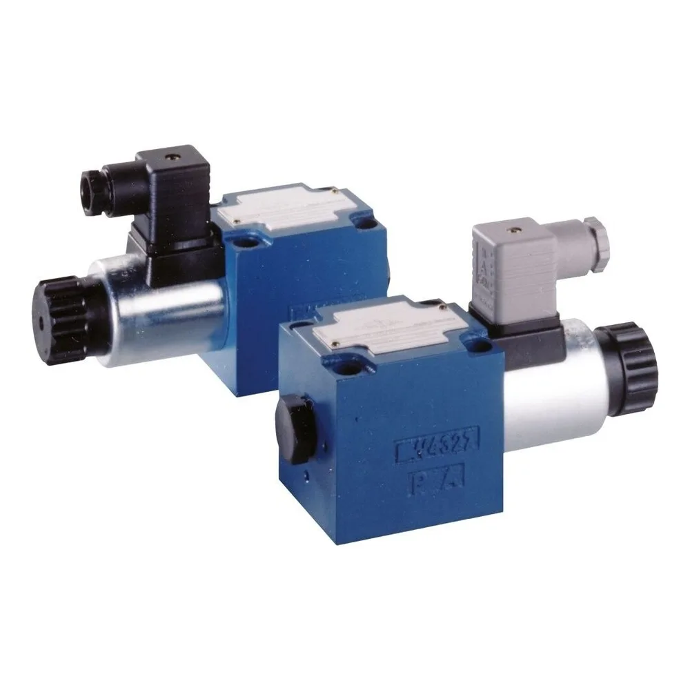 Rexroth R900218878 — Bosch Rexroth M-4SED10 Series Solenoid Directional Valve - Hydraulics & Pneumatics product front view image