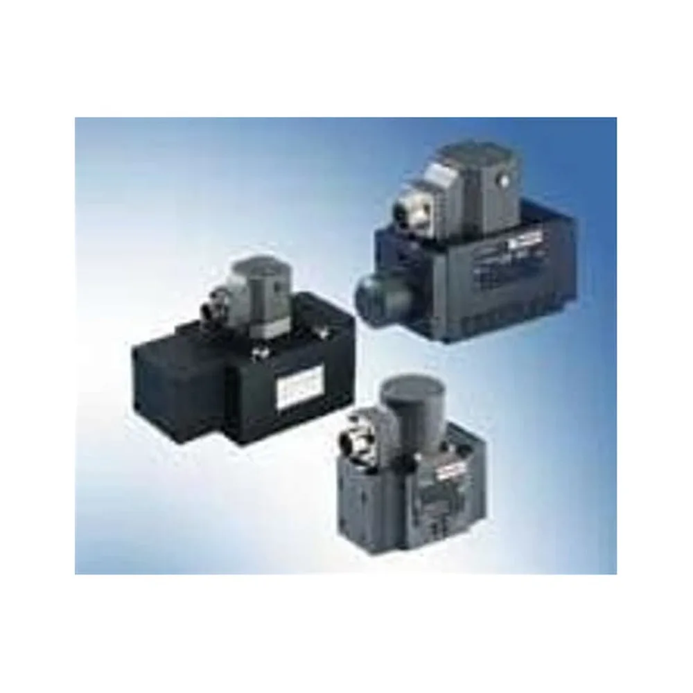 Rexroth R900772317 — Bosch Rexroth 4WS2 Series Servo Directional Valve - Hydraulics & Pneumatics product front view image