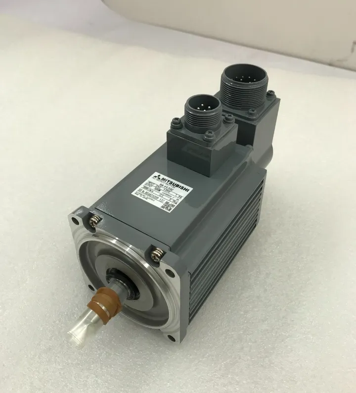 Mitsubishi HA-FE33C-SF — AC Servo Motor - Motors product front view