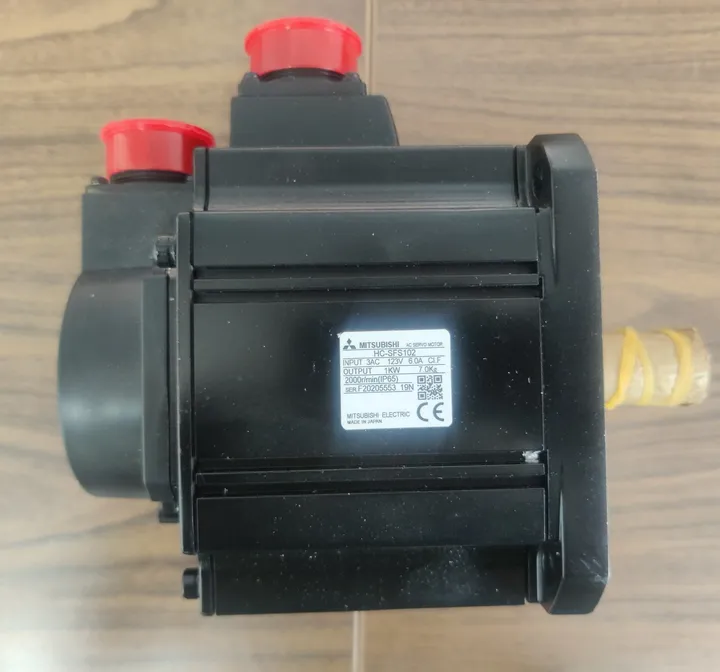 Mitsubishi HC-SFS102 — AC Servo Motor - Motors product front view