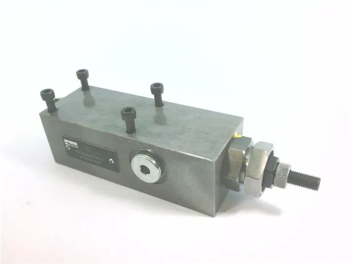 Parker PVCMAFCN1 — Series Pressure-Reducing Valve - Hydraulics & Pneumatics product front view